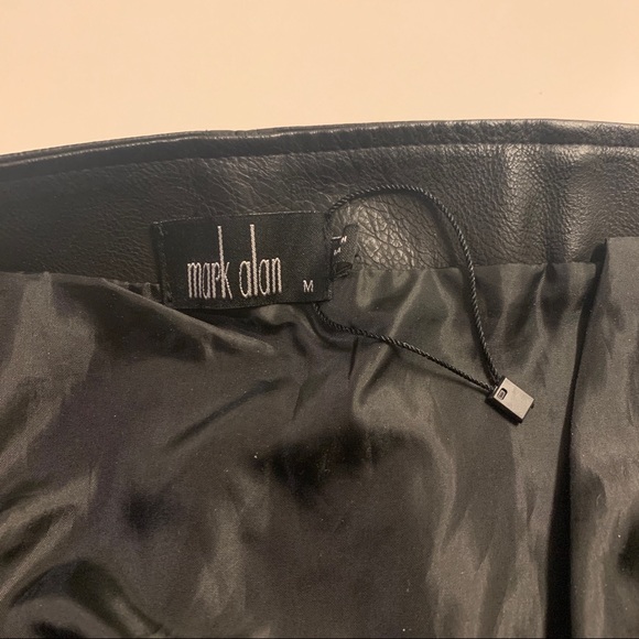 Faux leather skirt - Picture 4 of 6